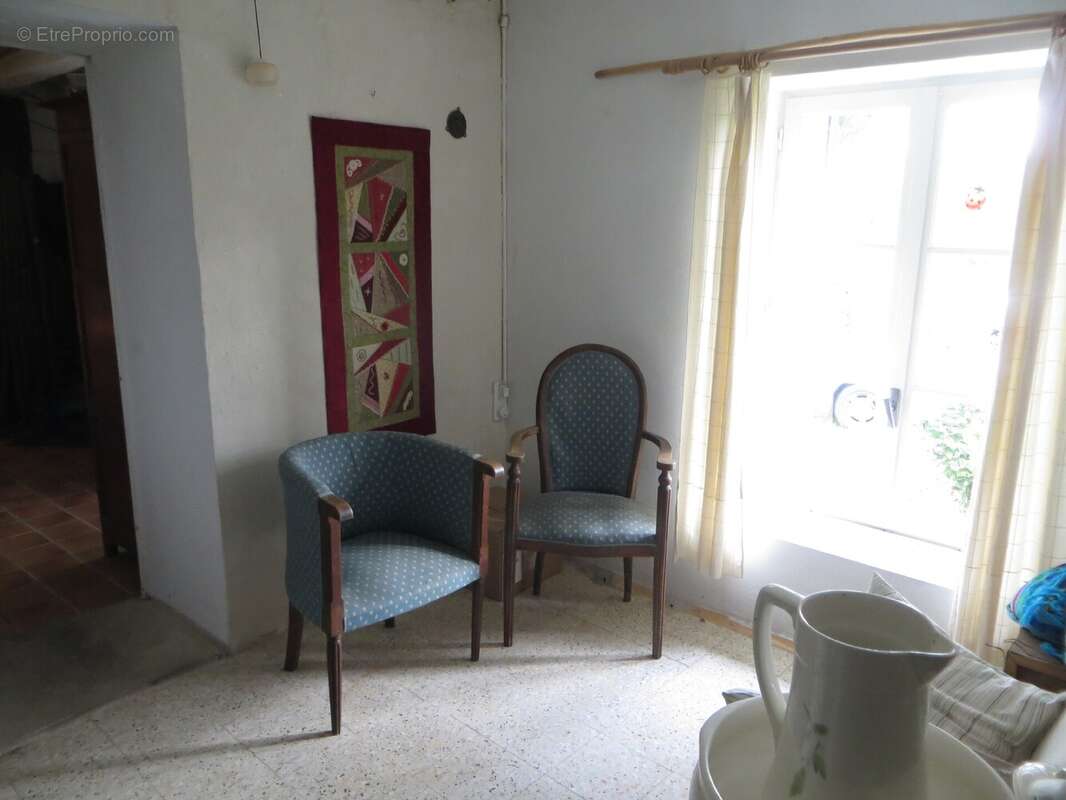 Maison 55 m² à Heugnes  - photo 3