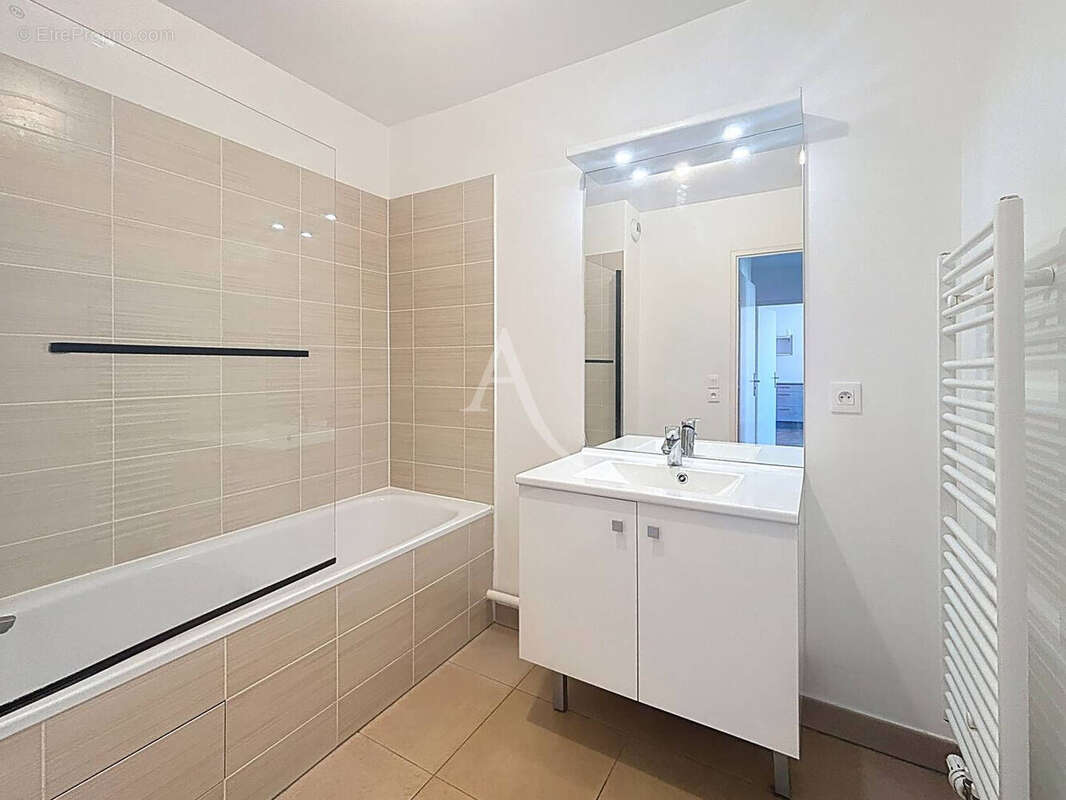 Appartement à OZOIR-LA-FERRIERE