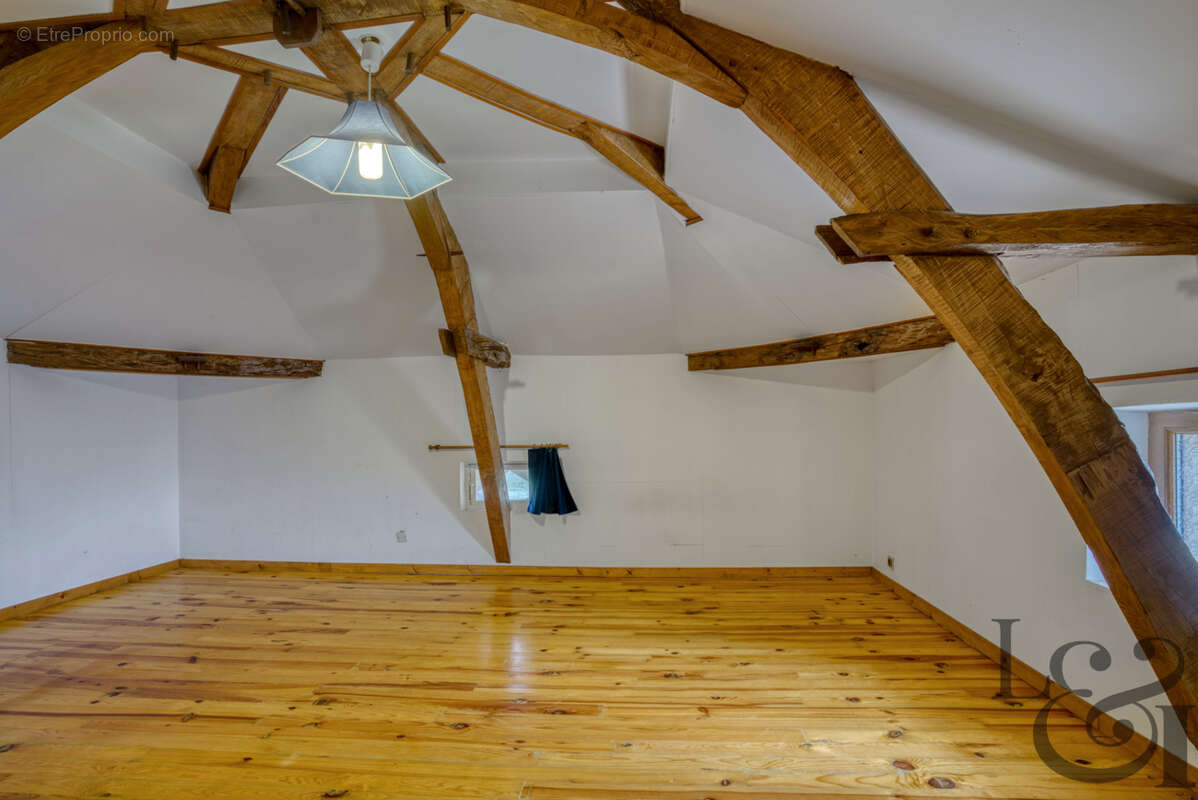 Maison à HAUTEFAGE-LA-TOUR