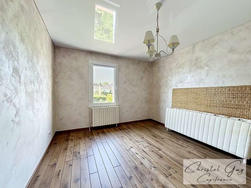(72340) Maison de caractère sans travaux, 4 chambres, garage à 10 minutes de la Chartre sur le LOir et 35 minutes gare TGV Vendô - photo 10