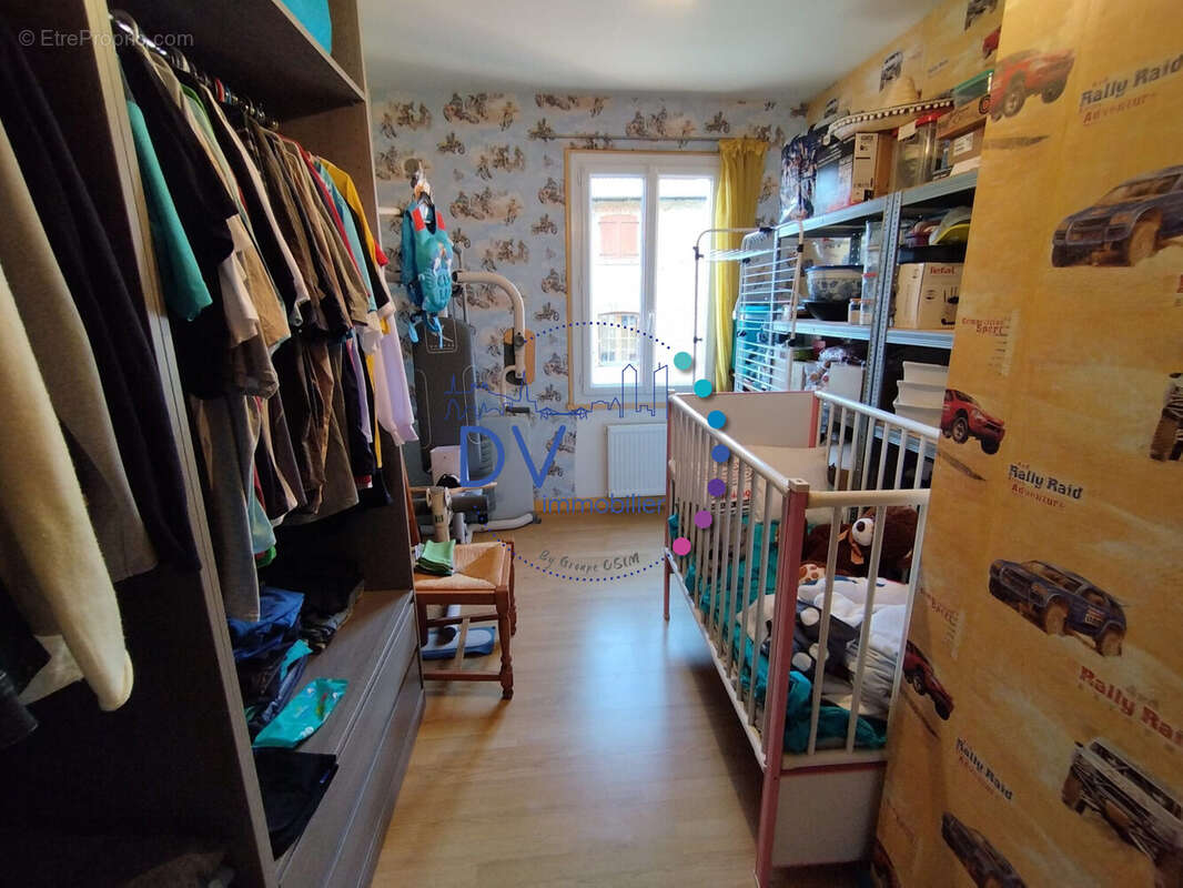 Maison à SAINT-JUST-D&#039;AVRAY