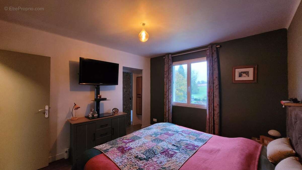 Maison à SAINT-MARTIN-DES-PRES