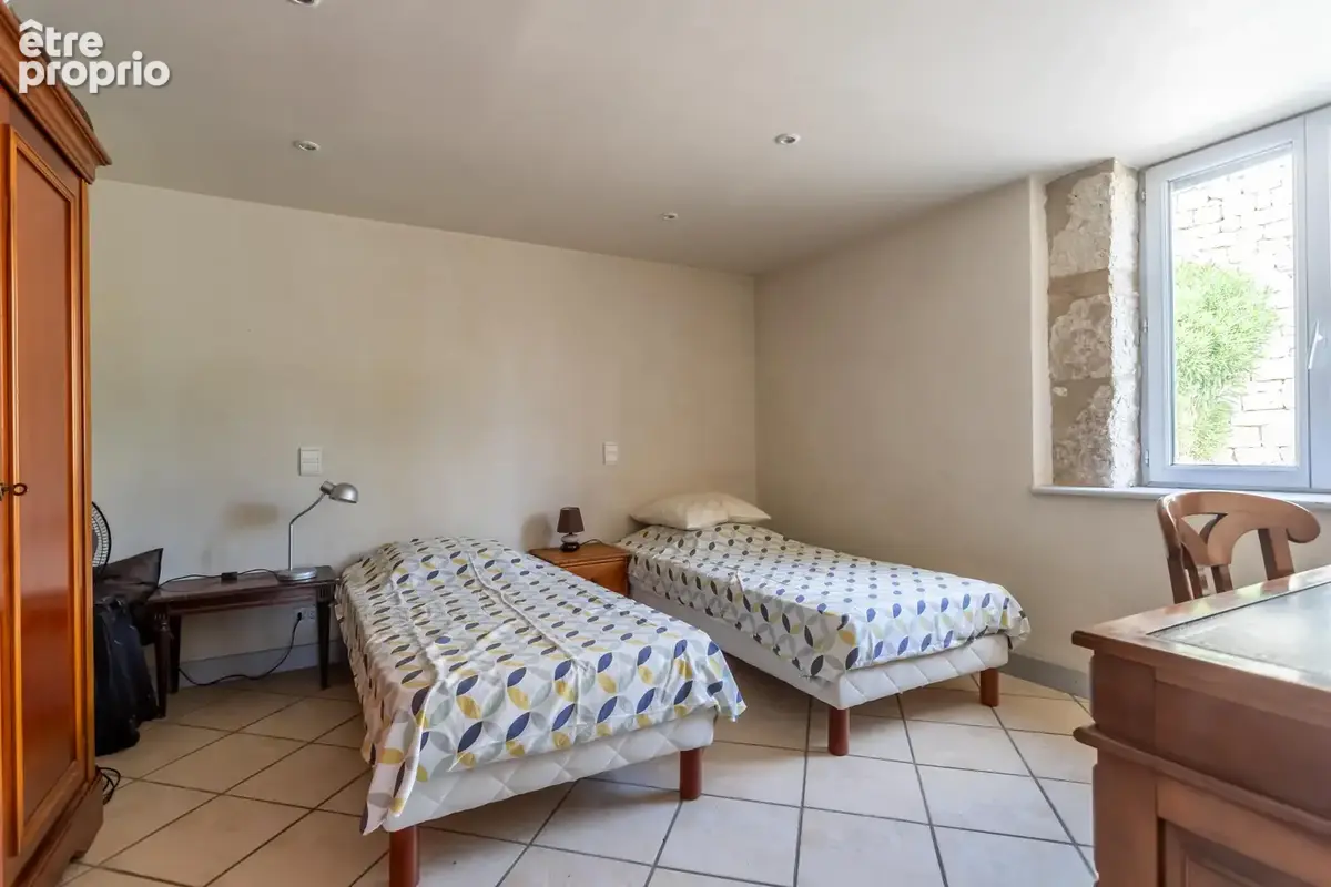 Maison de campagne avec piscine et dépendances - photo 17