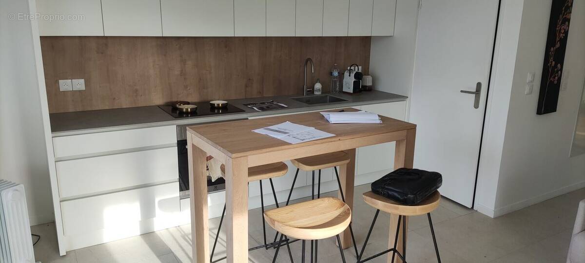 Appartement à SAINT-CYR-SUR-LOIRE