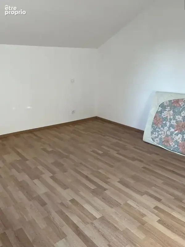 Appartement 2 pièces 311 m² à vendre à Luxeuil-Les-Bains (70300) - photo 9
