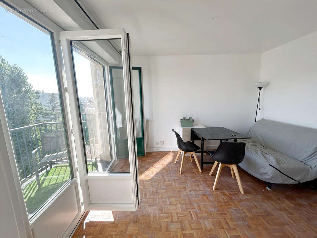 Appartement à SAINT-MAUR-DES-FOSSES
