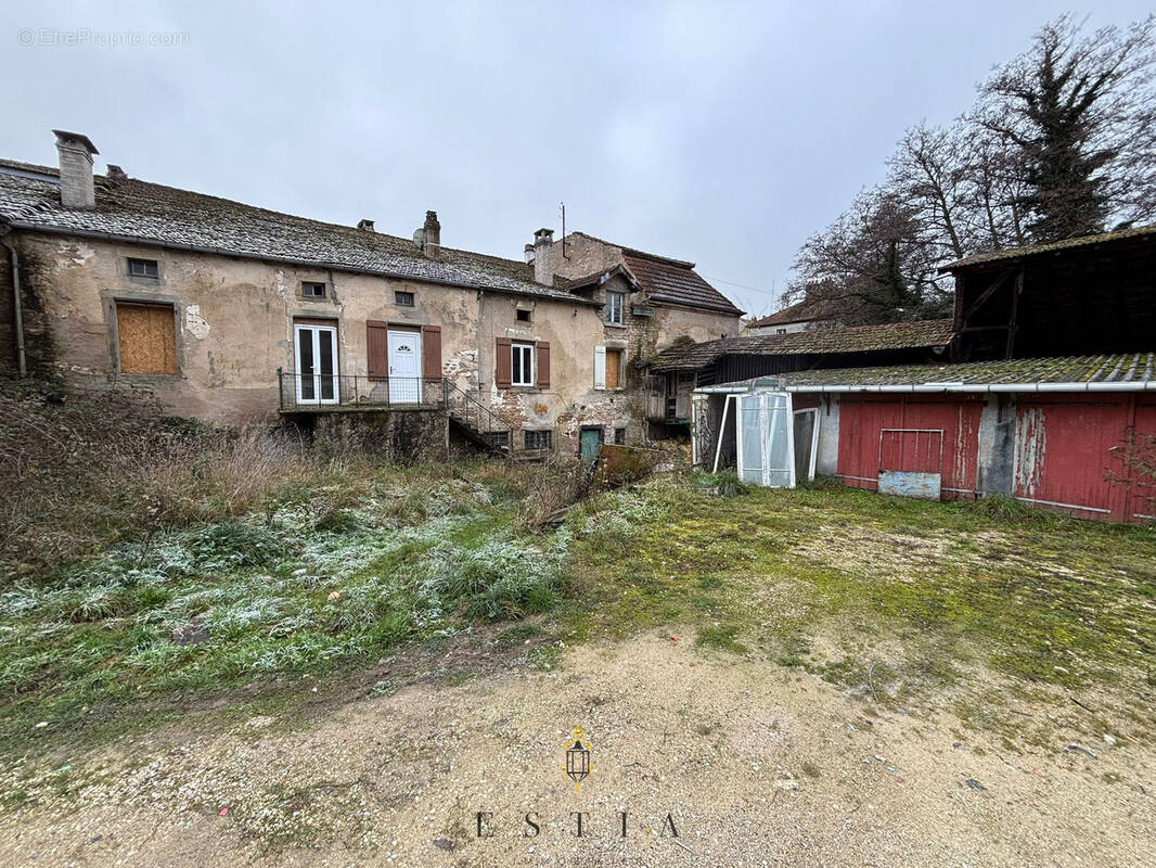 Maison à DARNEY