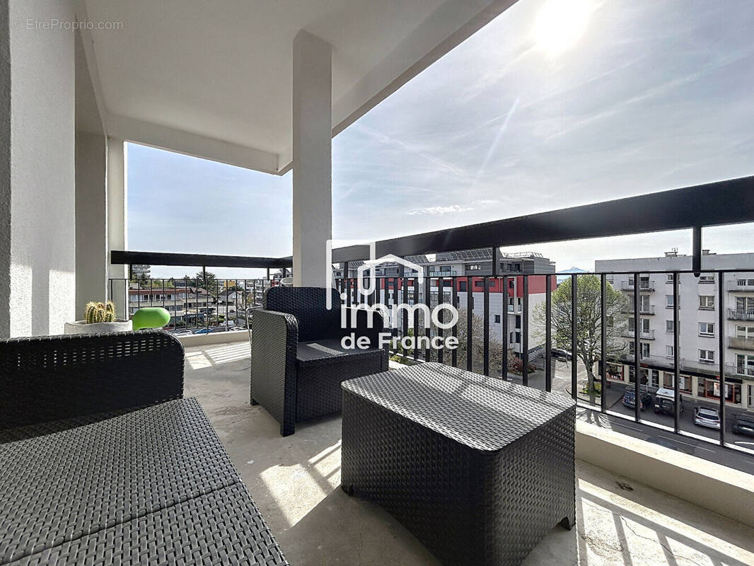 Appartement à FERNEY-VOLTAIRE