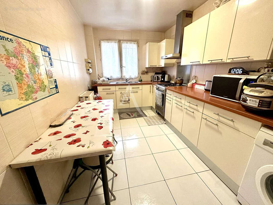 Appartement à LOGNES