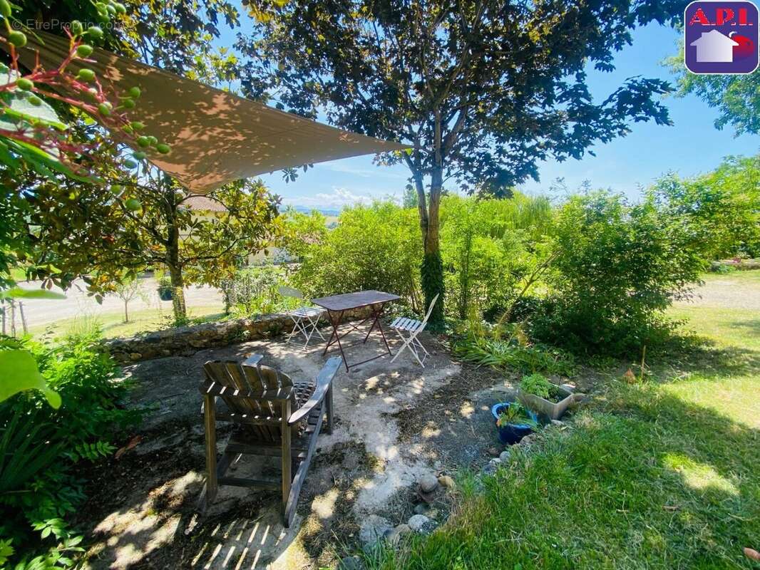 Maison 230 m² à Carla-Bayle  - photo 10