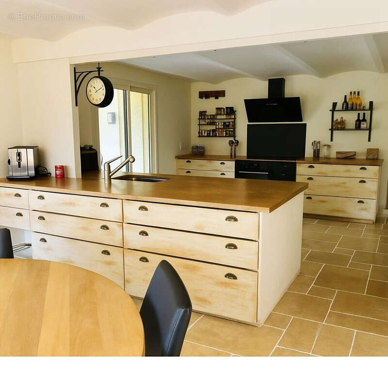 Maison à MOUGINS