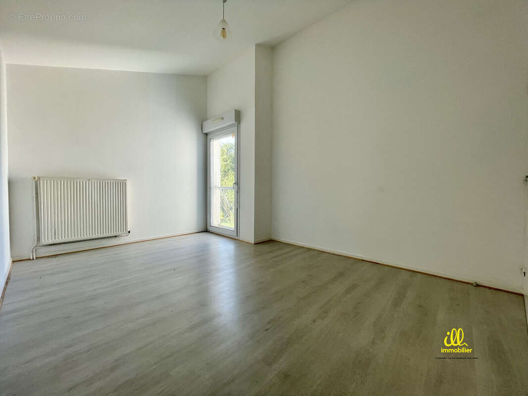 Maison à CHARLEVILLE-MEZIERES