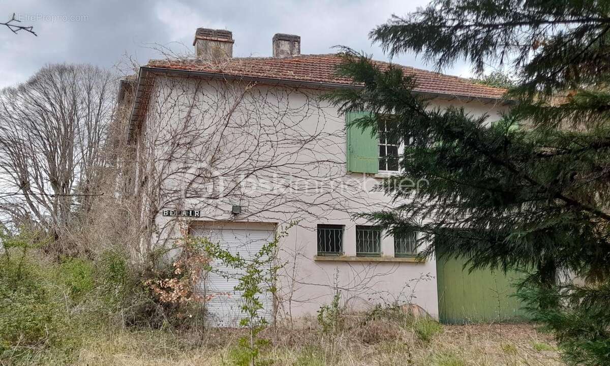 Propriété à rénover – plus de 200 m² – 6 hectares - photo 5