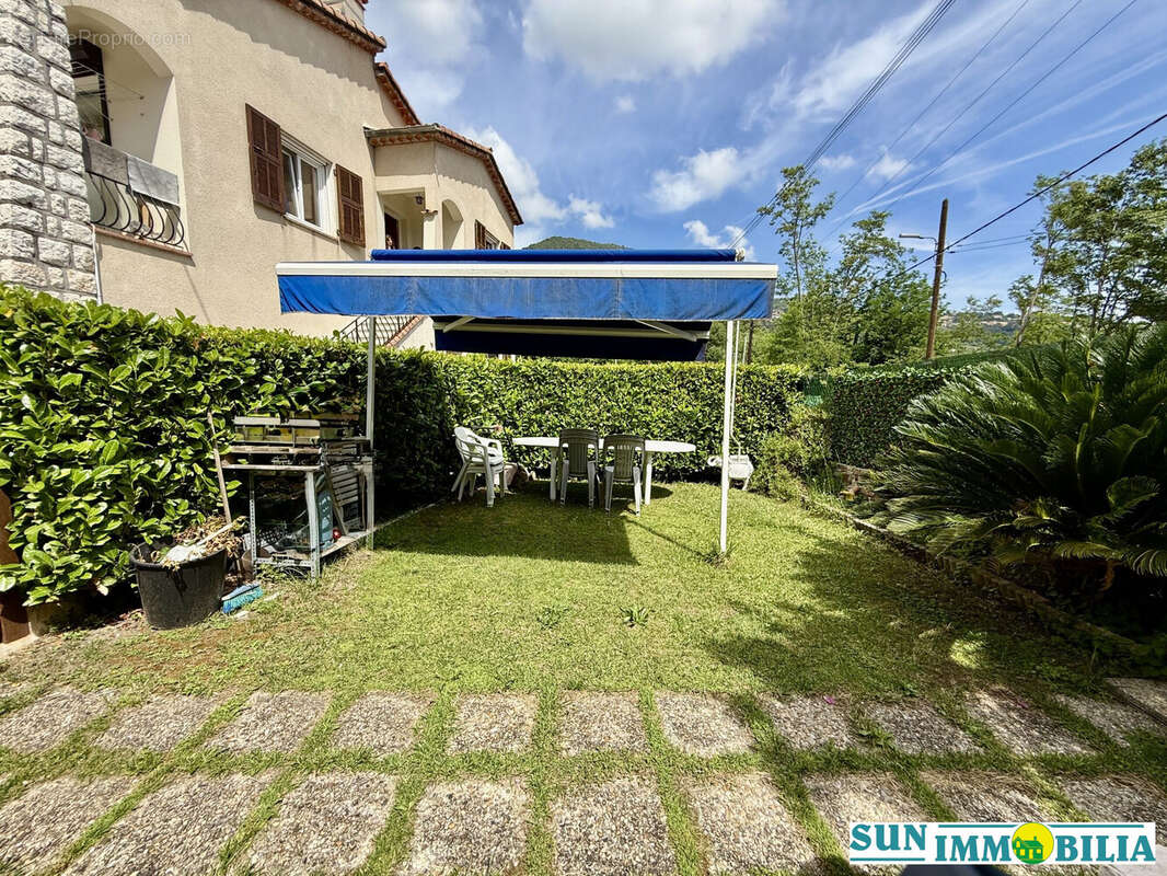 Appartement à SAINT-JEANNET