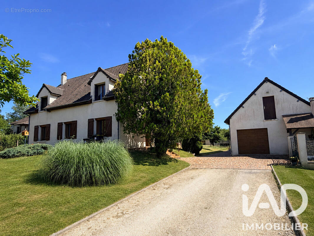 Photo 1 - Maison à DAMMARIE-SUR-LOING