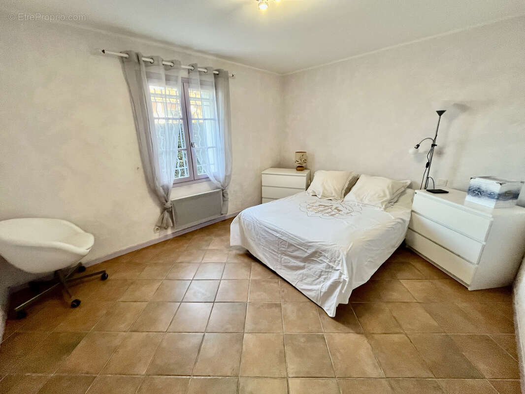 Maison à MALAUCENE