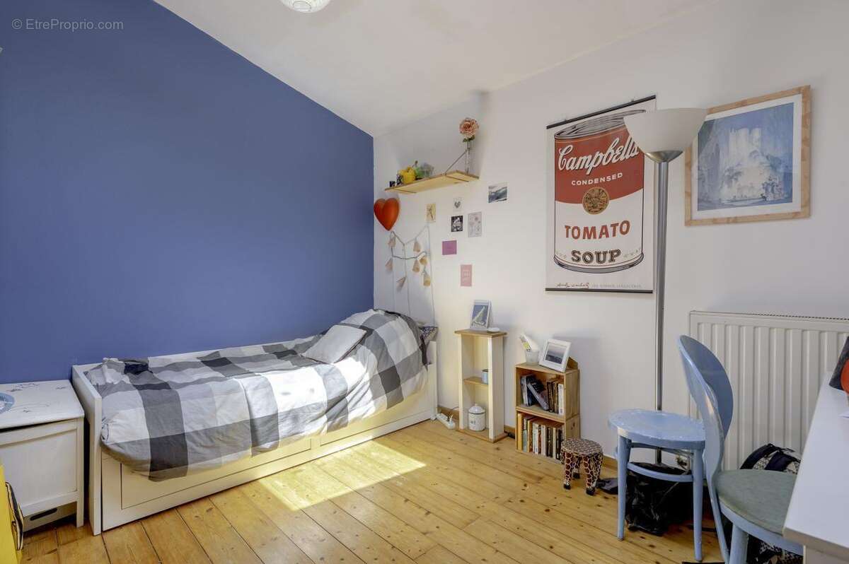 Maison 137 m² à Begles  - photo 7