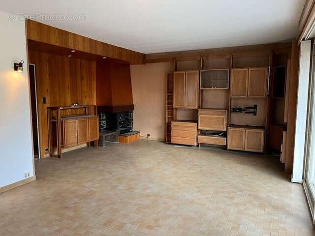 Maison à LES HERBIERS