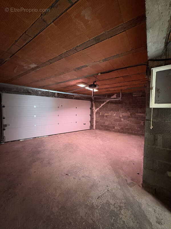 Maison à VIC-LE-COMTE