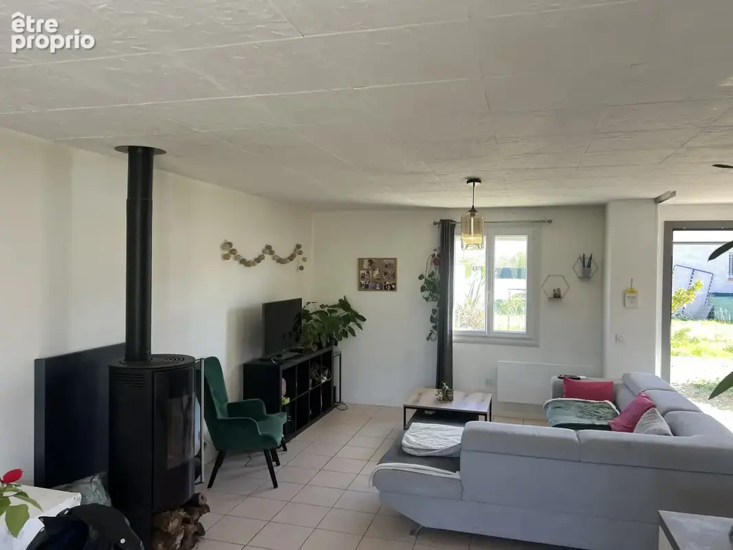 Maison de type 4 avec garage et carpot - photo 2