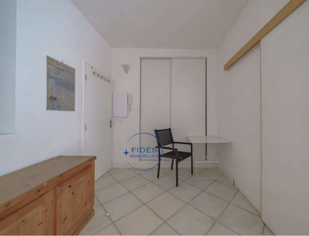 Appartement à MARSEILLE-1E
