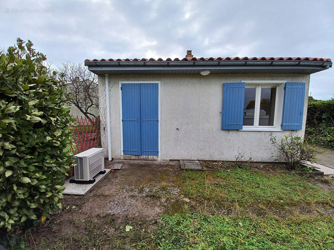 Maison à LA BREE-LES-BAINS