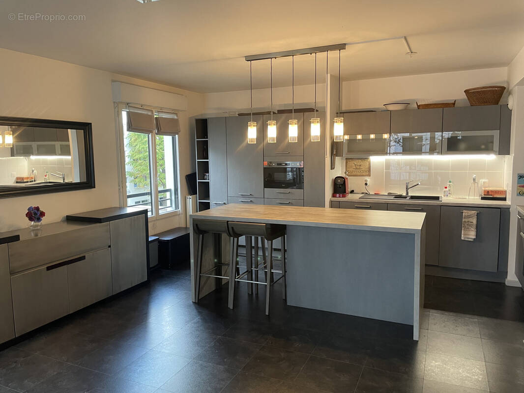 Appartement à SURESNES