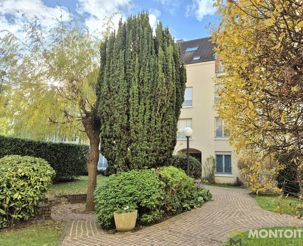 Appartement à THIAIS