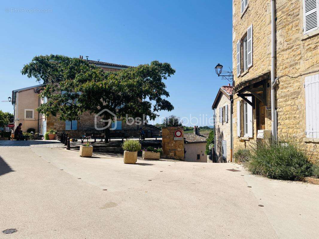 Appartement à POMMIERS