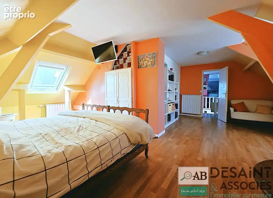 Maison à vendre sur Guerard 187m2 dont 119m2 de plain-pied, sous-sol total, 5 chambres, terrain 1 500m2 - photo 7