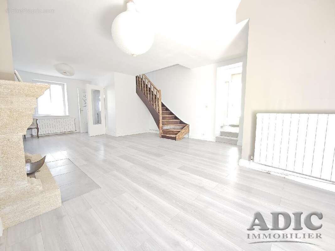 Maison 102 m² à Survilliers  - photo 3