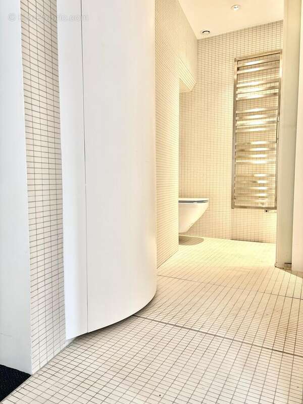 Photo 3 - Appartement à PARIS-6E