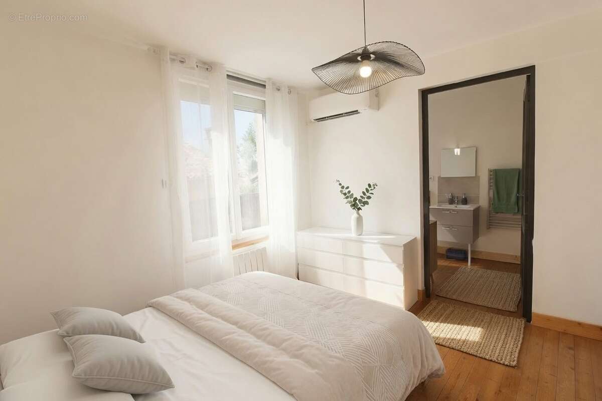 Maison 134 m² à Montauban  - photo 2