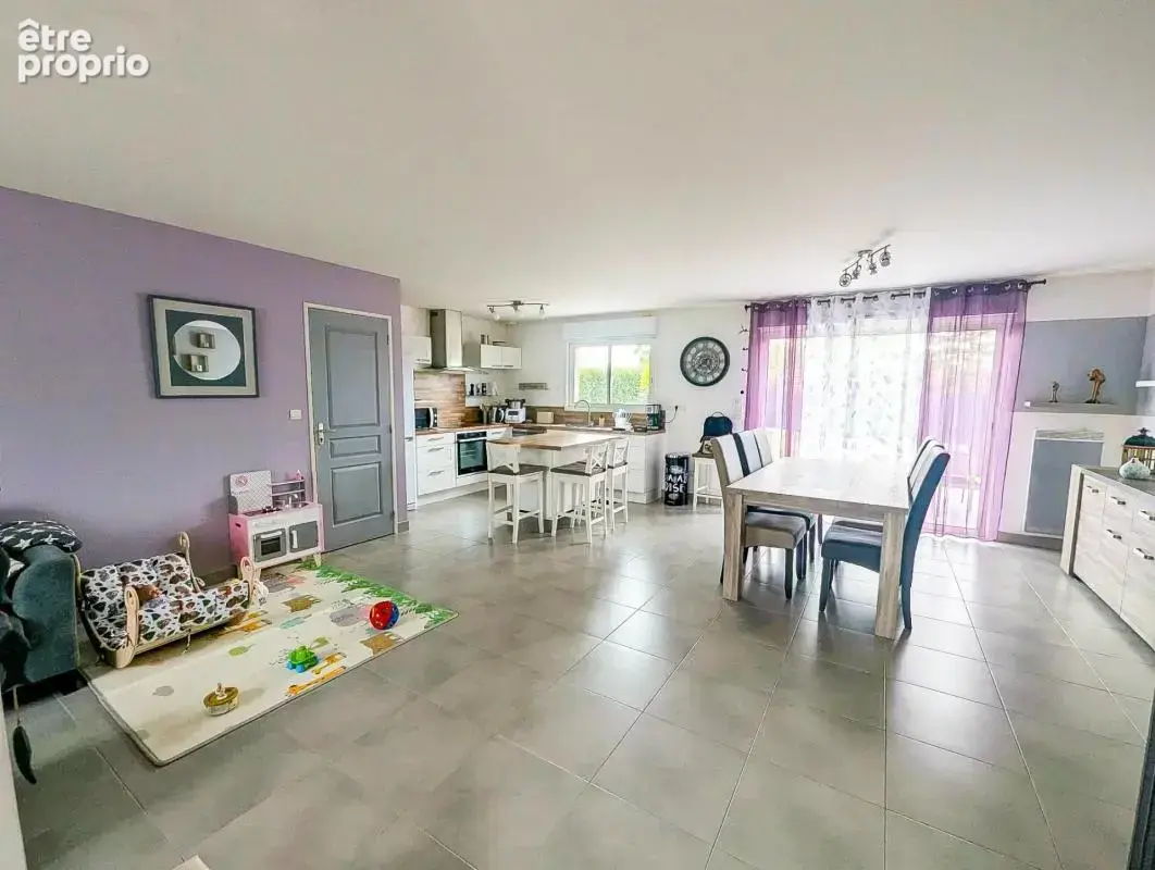 Maison de 120m² avec 4 chambres sur un terrain de 604m² - photo 3