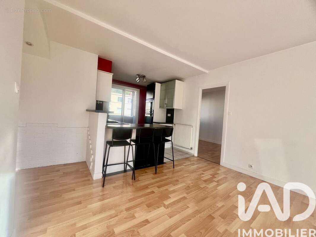 Photo 6 - Appartement à SAINT-MARTIN-D&#039;HERES