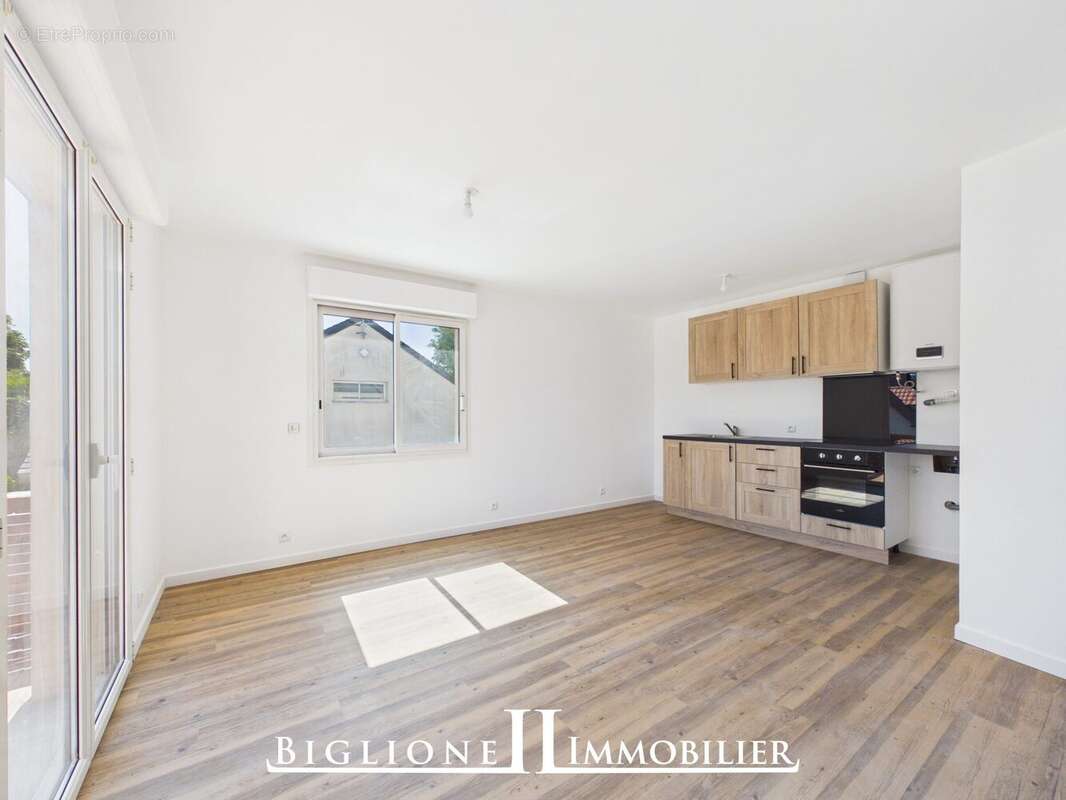 Appartement 24 m² à Chelles  - photo 3
