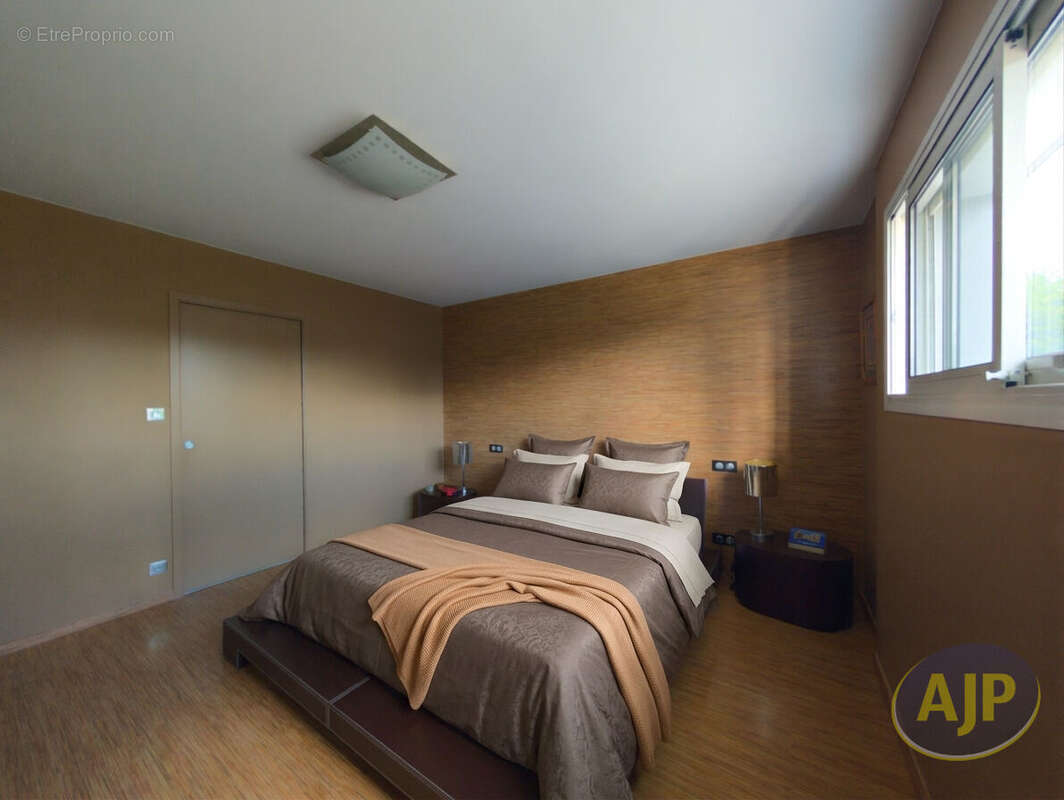 LEGÉ- Villa avec piscine intérieure ! - photo 10