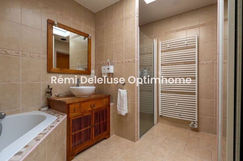 Caudry - Maison individuelle de 4 chambres avec garage & jardin clos sur 393 m² - photo 8