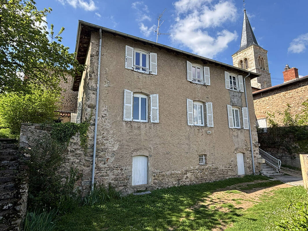 Maison à VILLEMONTAIS