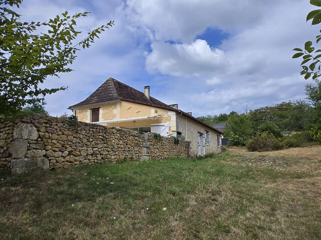 Maison à LAVEYSSIERE
