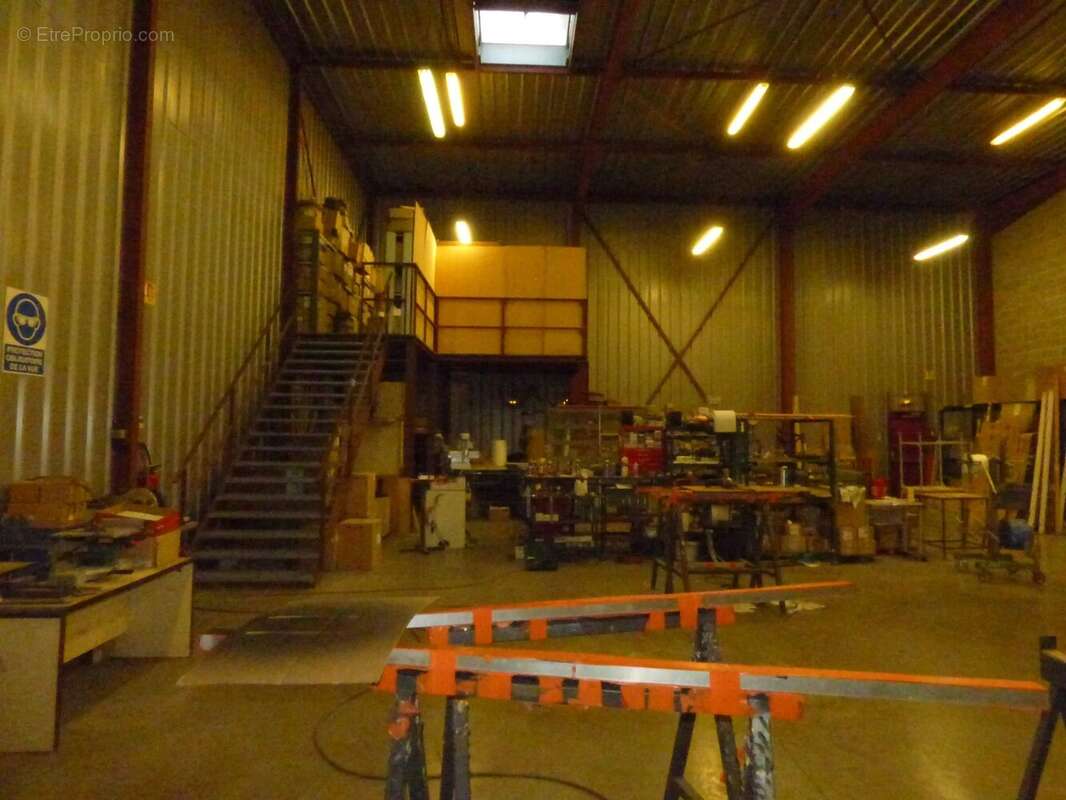 Commerce à ROINVILLE