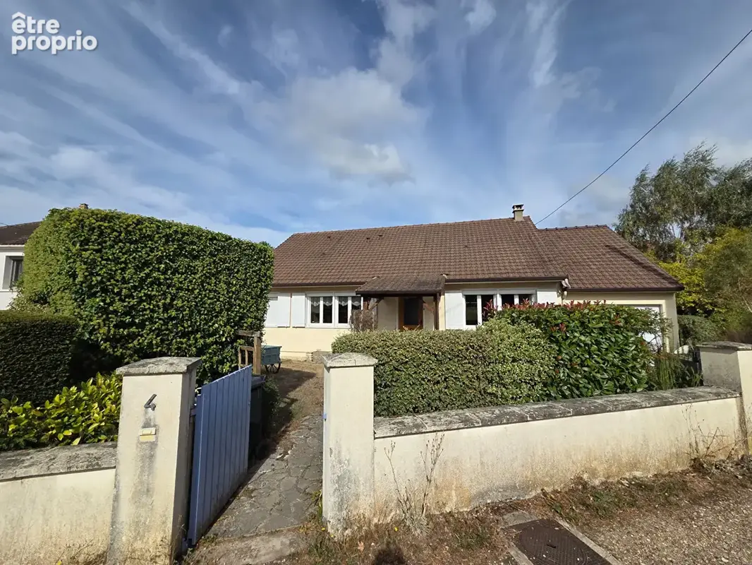 Photo Maison à Les Molieres au prix de 365 000€