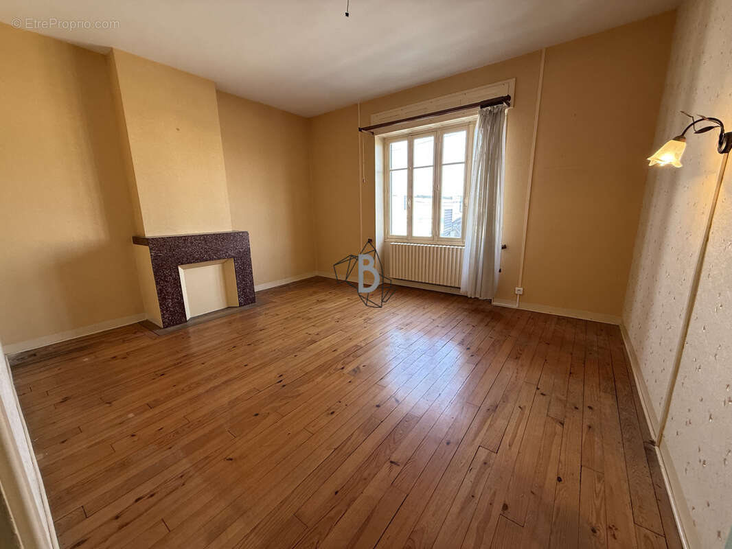 Maison T4 - 120 m2 - Blaye-les-Mines - photo 4
