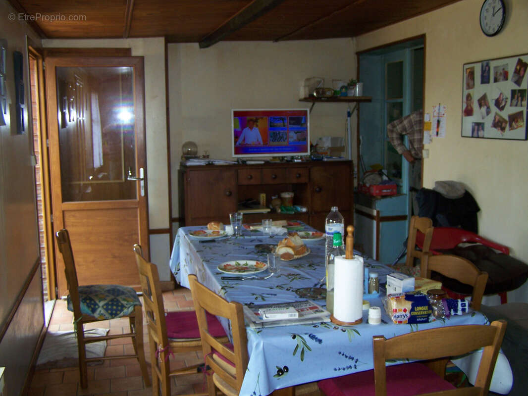 Maison à SAINT-SULPICE-LES-FEUILLES