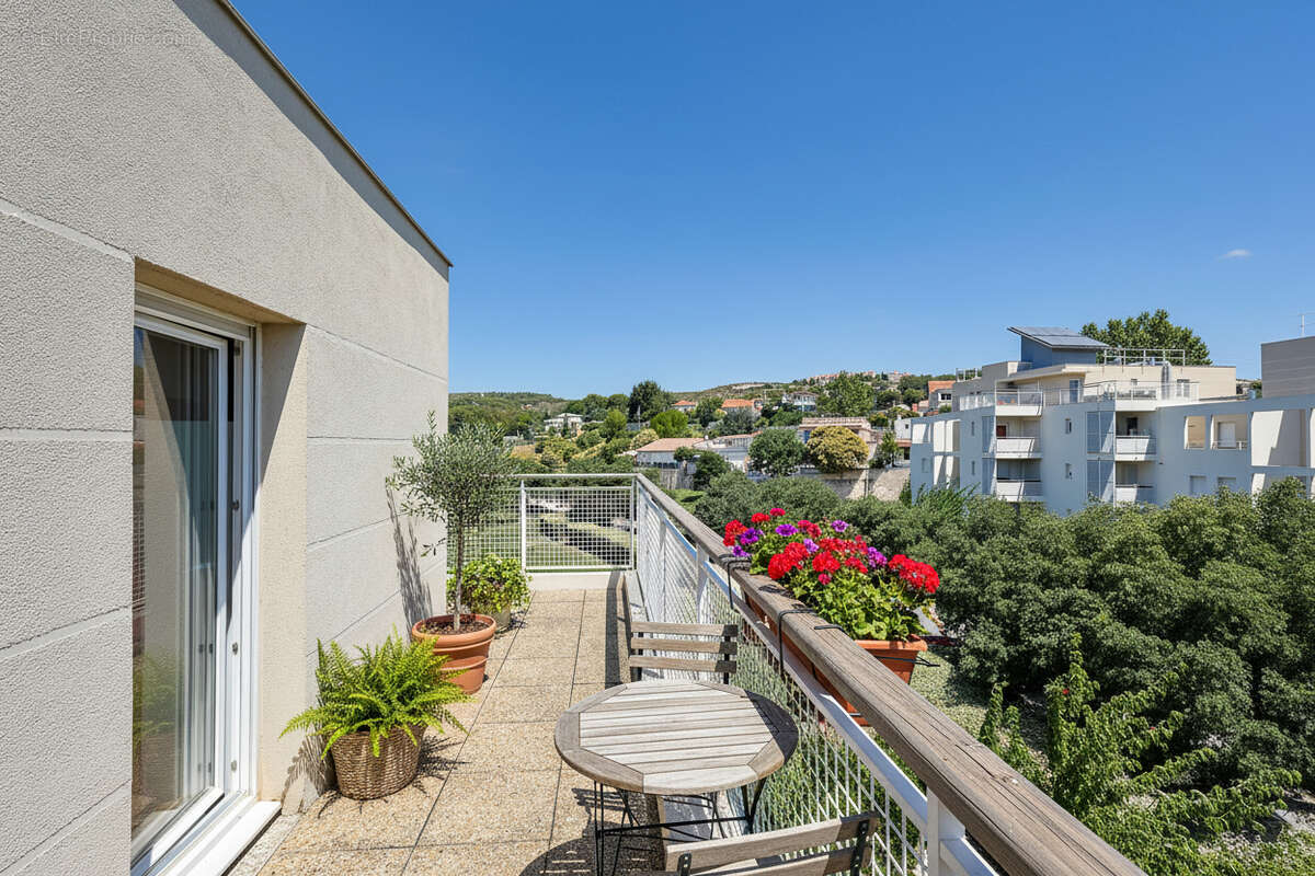 Appartement Marseille 3 pièce(s) 72.40 m2 - photo 8