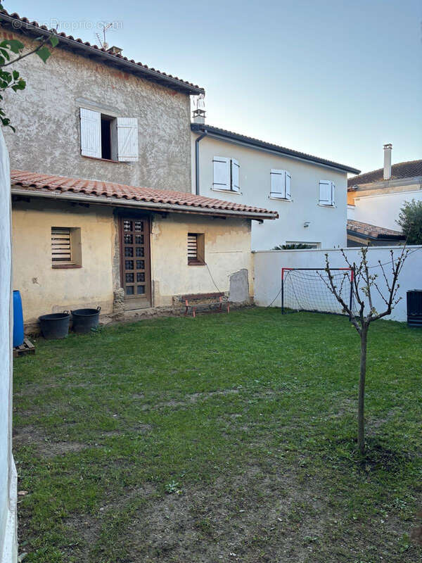 Maison à FROUZINS