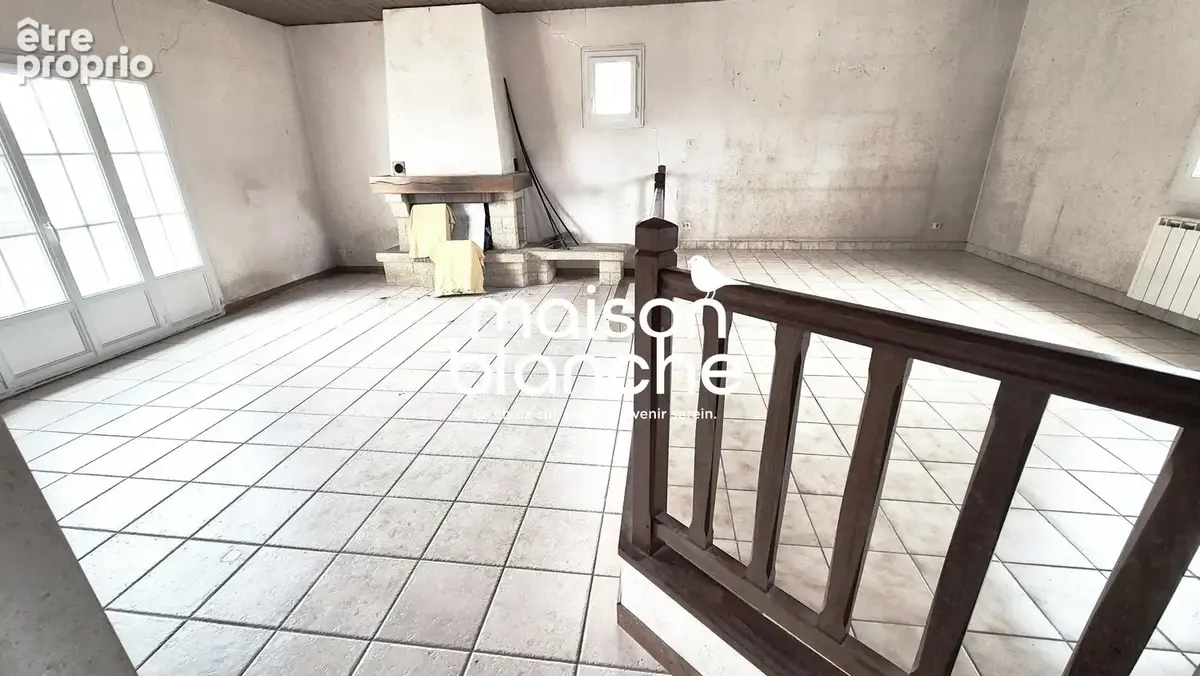 Maison 6 pièces 144 m² à vendre à Sainte-Neomaye (79260) - photo 2