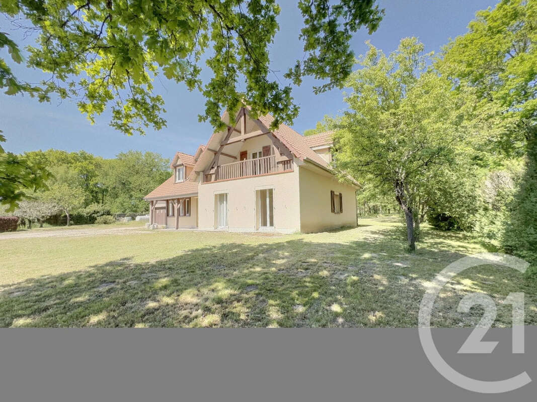 Maison à LIGNY-LE-RIBAULT