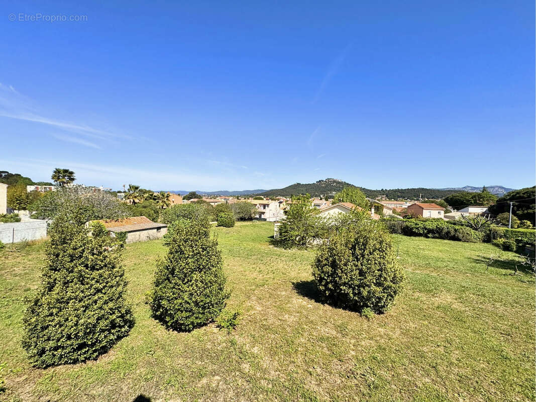 Maison à SIX-FOURS-LES-PLAGES