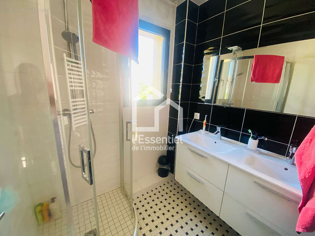 Maison à TRIEL-SUR-SEINE